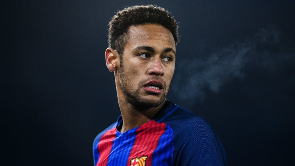 Rummenigge ostro o transferze Neymara