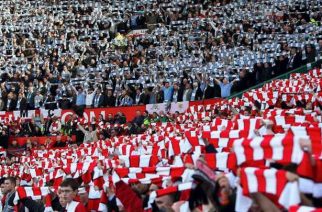 Derby Manchesteru pod znakiem wsparcia dla ofiar zamachu terrorystycznego