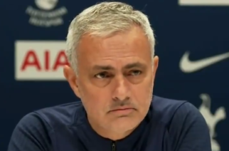 Jose Mourinho kwestionuje problemy kadrowe Liverpoolu [WIDEO]