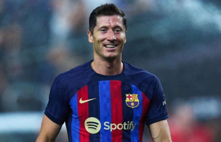 Hiszpańskie Media Ujawniły Zarobki Roberta Lewandowskiego W Barcelonie Zzapołowy O Futbolu